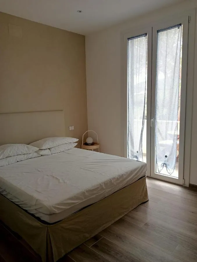 Vila Riccio Di Mare Lacona 0*,  Itálie